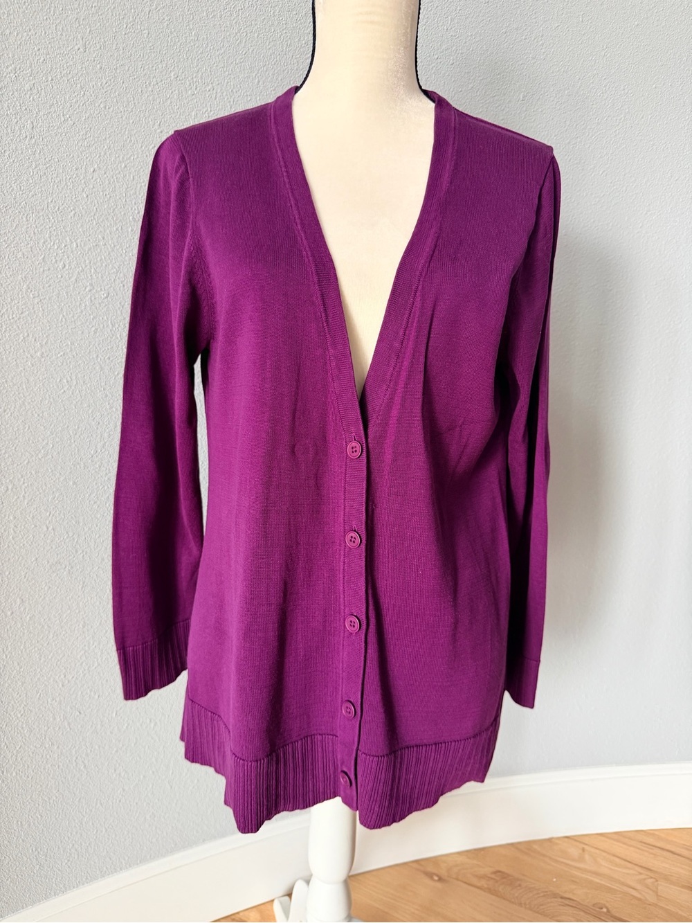 Coldwater Creek Purple 70% Silk 30% Cotton V-Neck Button Cardigan Sweater L 14